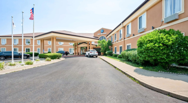 Best Western Annawan Inn, Rezerwuj Hotel Hotele w Illinois z basenem, Basen