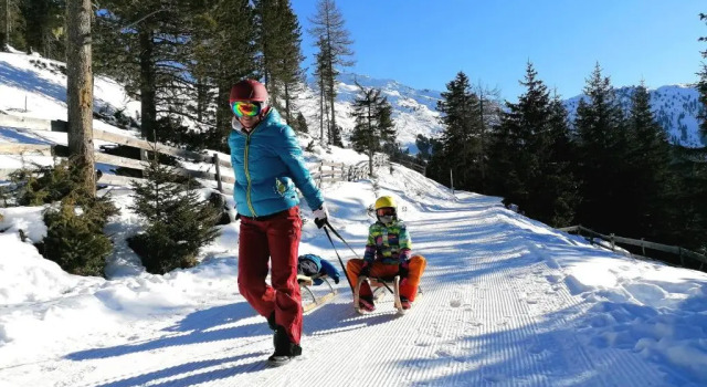 Апартаменты с видом на горы Bergperle Apartments & Mountain Sport