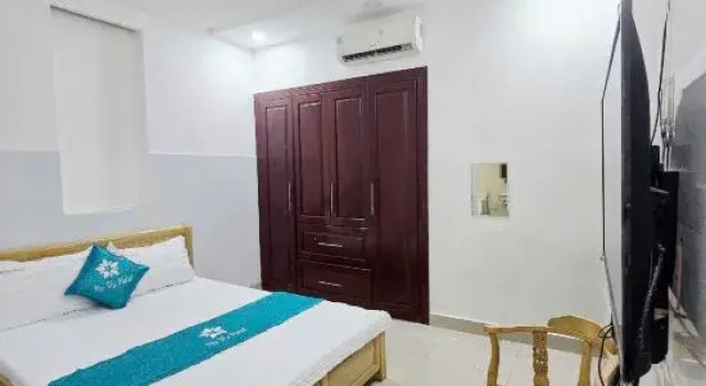 Hạ Vy Hotel Quận 9, Забронировать Отель Отели Района 1 с парковкой, Парковка