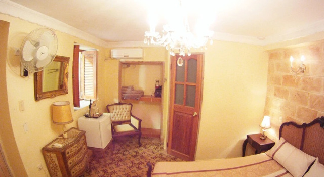 Hostal Casa Havana - Centro Habana, Забронировать Отель Гавана Гавана, рядом с Revolution Museum