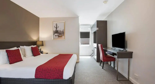 Двухместный номер Standard с балконом Comfort Inn Western