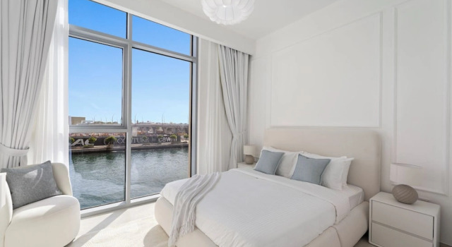 2BR + Maid’s Room CF7 B | Partial Canal View, Забронировать Отель Бизнес-отели Аль-Васл, 4* 5*