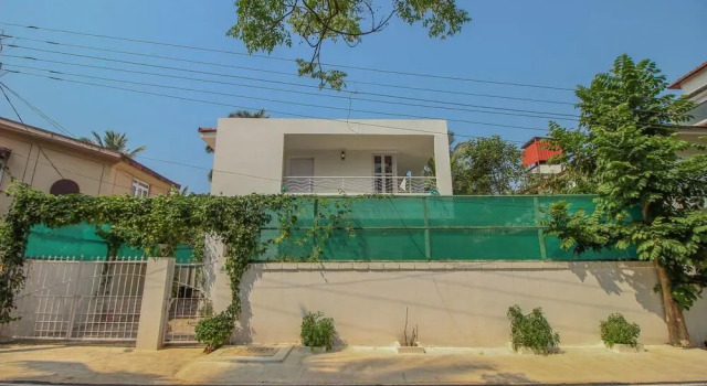 OYO 10157 Home Exotic 4BHK Villa Dona Paula, Boek Villa Hotels in Noord-Goa met parkeren, Parkeren
