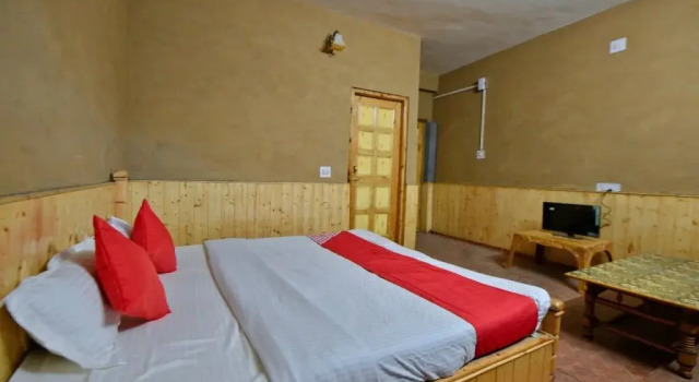 Hotel Veer By OYO Rooms