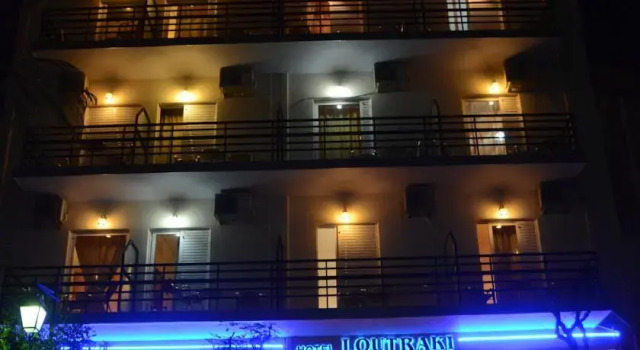 Hotel Loutraki, Rezervovat Hotel Loutraki 