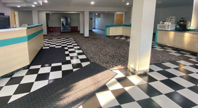 Motel 6 McAlester, OK - South, Book Motel Hoteller i McAlester med parkering, Parkering