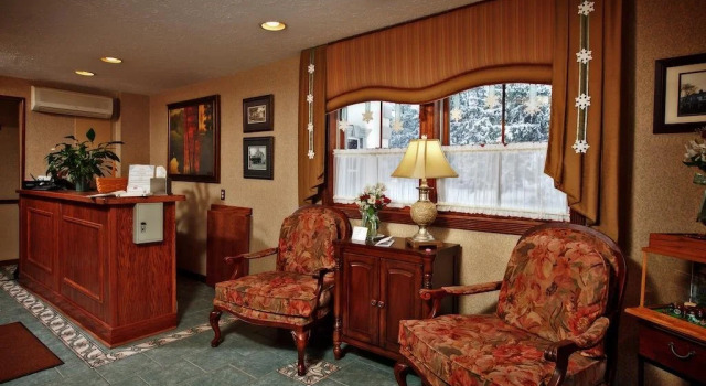 Woodfield Manor - A Sundance Vacations Property, Buchen Sie Hotel Cresco Monroe County