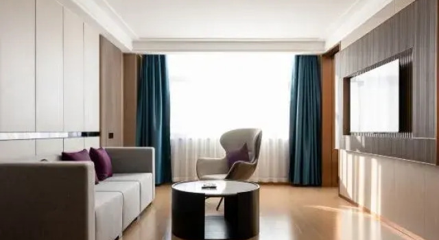 Люкс Deluxe Lucheng International Hotel