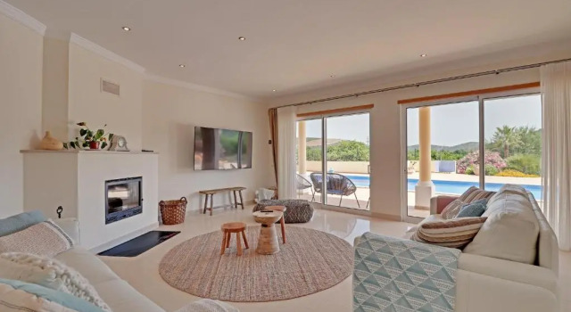 Вилла Deluxe Casa do Pomar by Portucasa