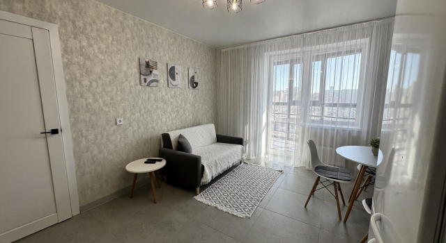 Two-room apartment on Karl Marx street 120k2, Prenota Appartamento Hotel a Udmurtia con parcheggio, Parcheggio