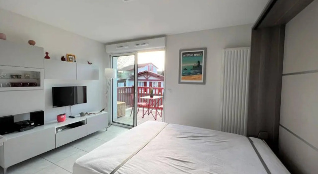 Appartement Cambo-les-Bains, 1 pièce, 2 personnes - FR-1-495-26, Prenota Appartamento Hotel a Aquitania con parcheggio, Parcheggio