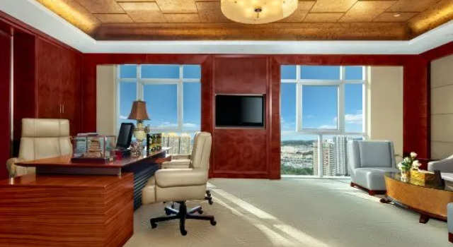 Люкс с красивым видом из окна Garden International Hotel Taiyuan