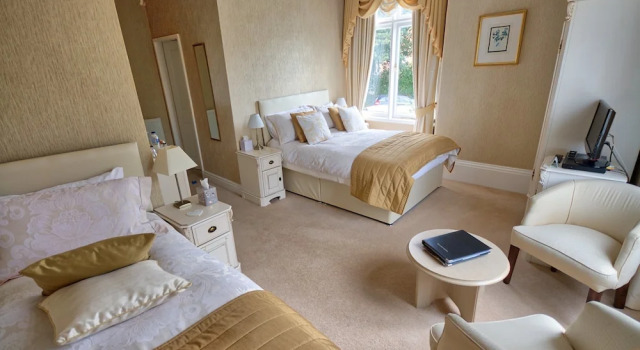 Holcombe House