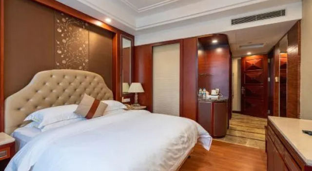 Двухместный люкс Premier c 1 комнатой Boxi International Garden Hotel (Dongguan Changping Jinmei Road Branch)