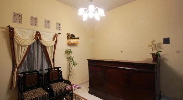 Geriya Siena Guesthouse, Rezervovat Hotel Hotely v Bali se snídaní, Snídaně