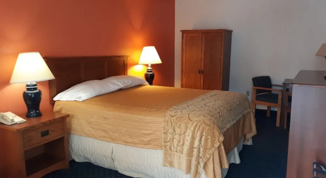 Номер Standard Stay Express Inn Hamilton
