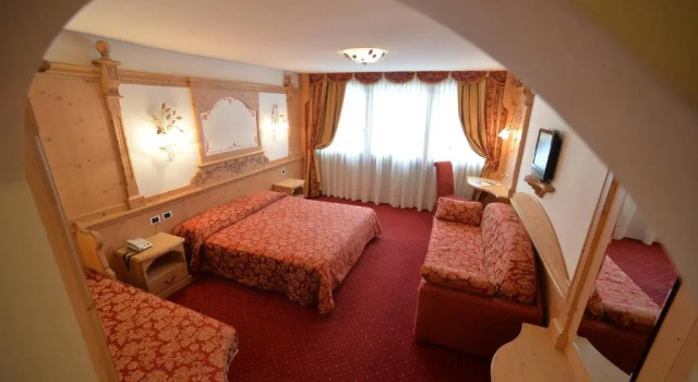 Четырёхместный номер Standard Hotel Dalla Serra
