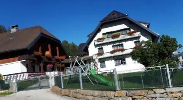 Ferienwohnungen Bacherhof, Rezervasyon Daire Sankt Michael im Lungau Katschberg