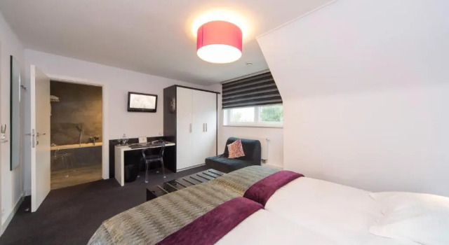 Вилла Deluxe Hotel Leo Station et Annexes