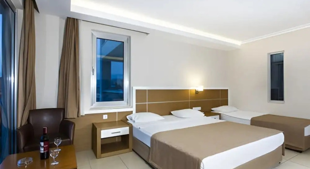 Номер Standard с балконом Отель Venessa Beach 