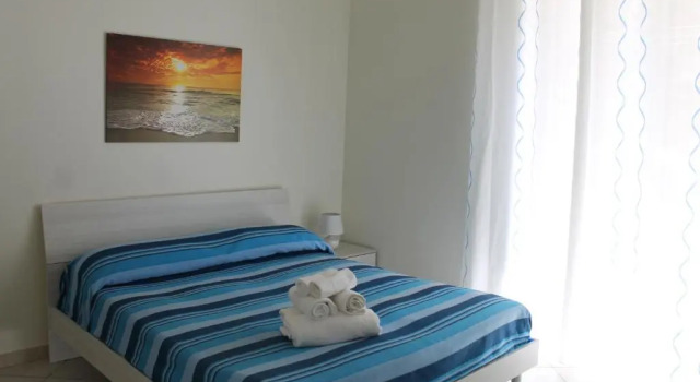 Sea & Sun - Guest House, Prenota Affittacamere Bisceglie Puglia