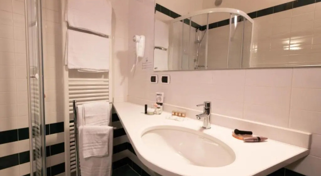 Трёхместный номер Standard Hotel Enzo Moro