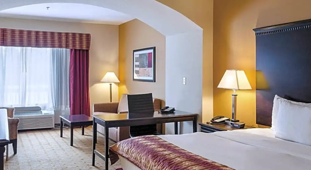 Трёхместный номер Standard La Quinta by Wyndham Mobile Satsuma / Saraland