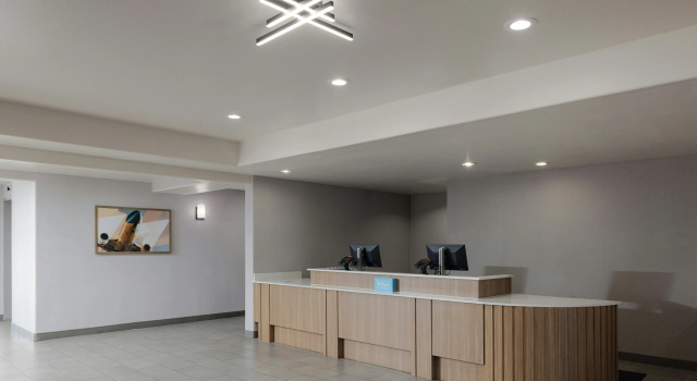 Hampton Inn & Suites Palmdale, Buchen Sie Hotel Hotels in Palmdale mit Pool, Schwimmbad