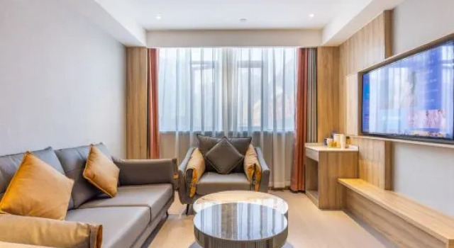 Люкс Starway Hotel (Linxia Yiwu International Commercial Plaza)