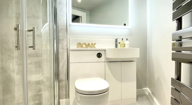 Коттедж Luxury The Apartment Bath