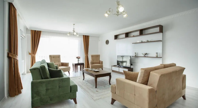 Golden Star Suites