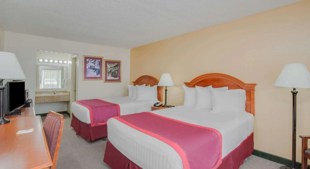 Days Inn by Wyndham Asheville West, Забронировать Мини-отель Кендлер Аппалачи
