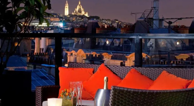 Номер Standard с балконом LEdmond Hotel Parc Monceau