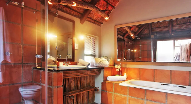 Шале Standard Itaga Luxury Private Game Lodge