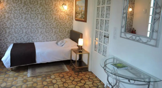 Люкс c 1 комнатой с видом на сад Hotel Mas Djoliba