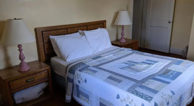 Коттедж Spruce Lane Lodge and Cottages