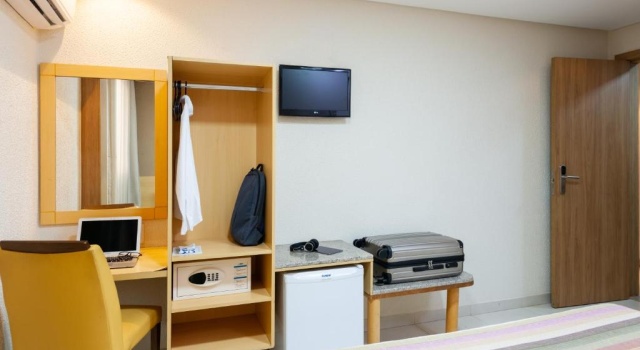 Двухместный номер Deluxe Hotel Olympia Vila Velha