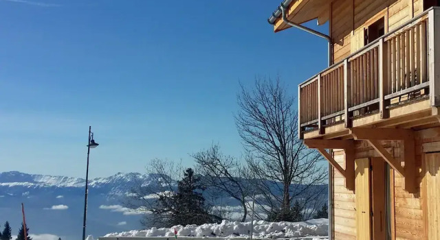 Шале Classic с 4 комнатами Splendid Chalet in Chamrousse With TV