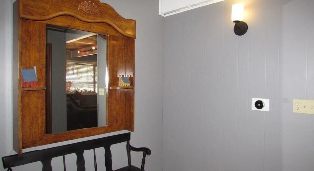 058 - Pinewood Inn