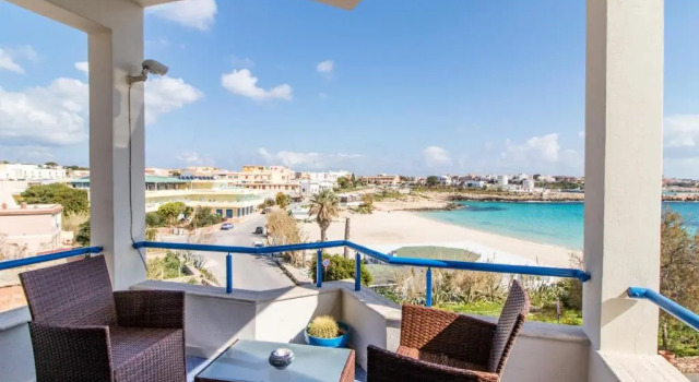 Полулюкс Hotel Il Faro Della Guitgia Tommasino