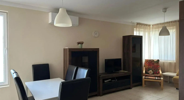 Lovely 2-bedroom apartment in Pomorie residence 250m to the beach, Забронировать Апартаменты/квартира Отели Поморие с парковкой, рядом с Аквапарк Поморие, Парковка