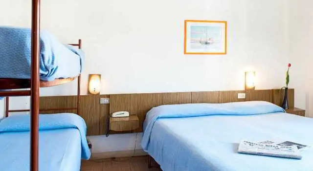 Четырёхместный номер Economy Hotel Elite