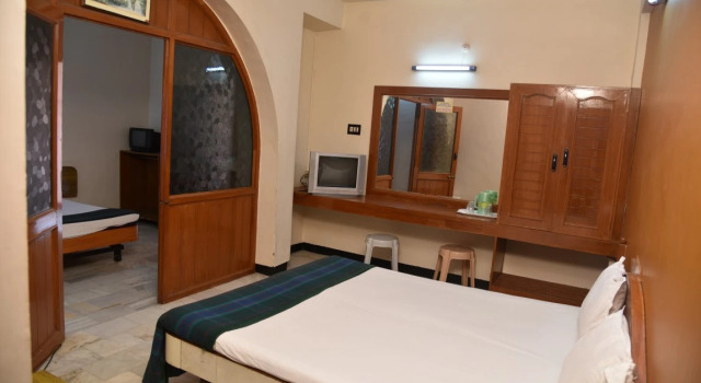 Hotel chela, Забронировать Отель Отели штата Тамилнада с завтраком, Завтраки