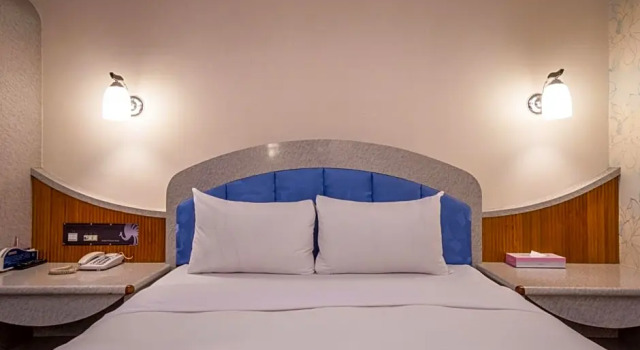 Номер Standard Golden Phoenix Hotel