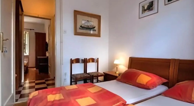 Номер Economy Angela Classic Rooms