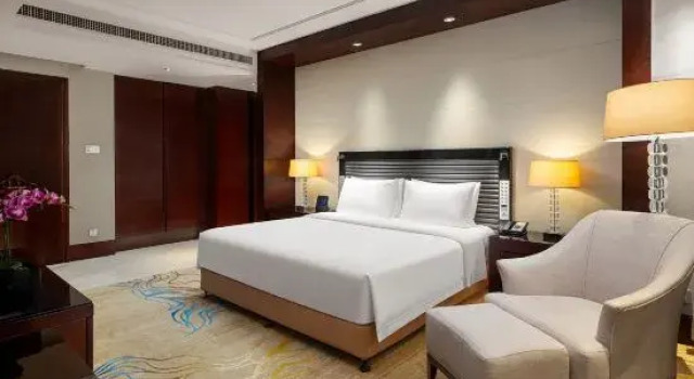 Люкс Executive Noble International Hotel