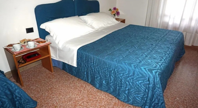 Трёхместный номер Classic Family Hotel Como