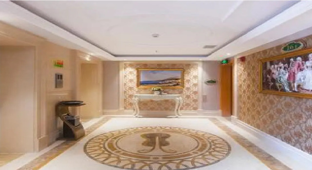 Vienna International Hotel, Book Hotel Billige hoteller i Haikou
