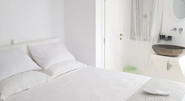 Номер Deluxe aníko suites Chora