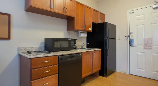 Люкс Candlewood Suites Tuscaloosa by IHG